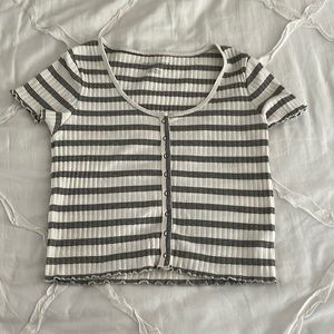 American Eagle button down short sleeve